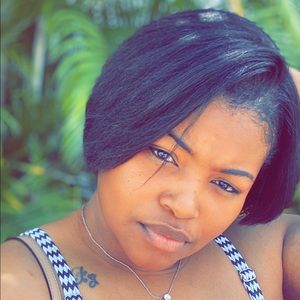 Meet your Posher, Caprice